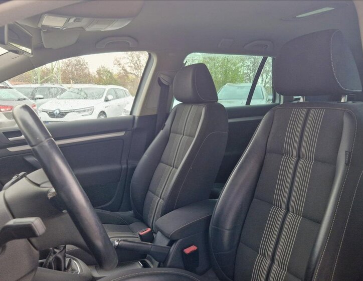 Volkswagen Golf Kombi 1,4 l 90 kw