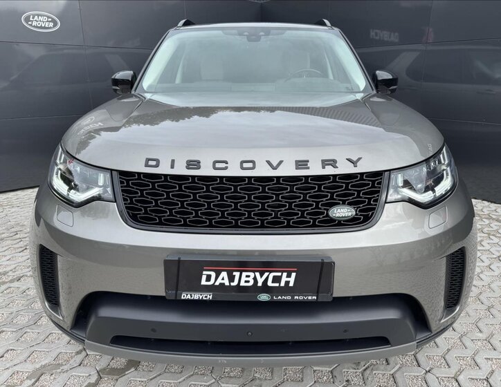 Land Rover Discovery 5