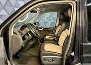 Volkswagen Multivan 10