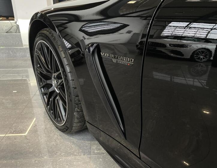 Mercedes-Benz AMG GT 21