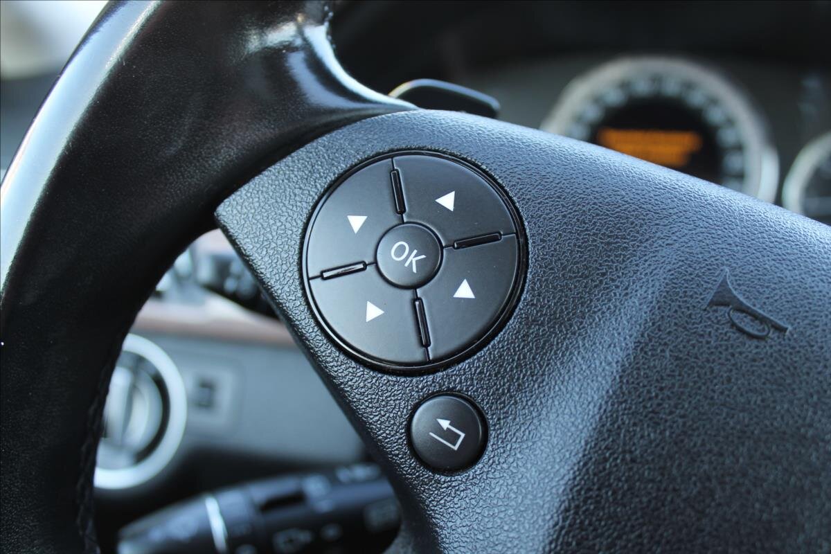 Mercedes-Benz Třídy E Kombi 2,1 l 125 kw