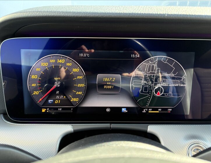 Mercedes-Benz Třídy E Sedan / Limuzína 3,0 l 190 kw