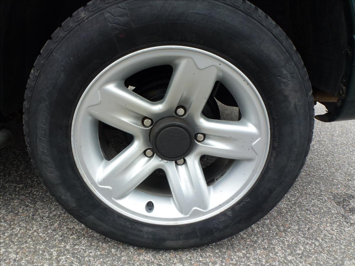 Suzuki Grand Vitara SUV / Terénní 2,0 l 94 kw