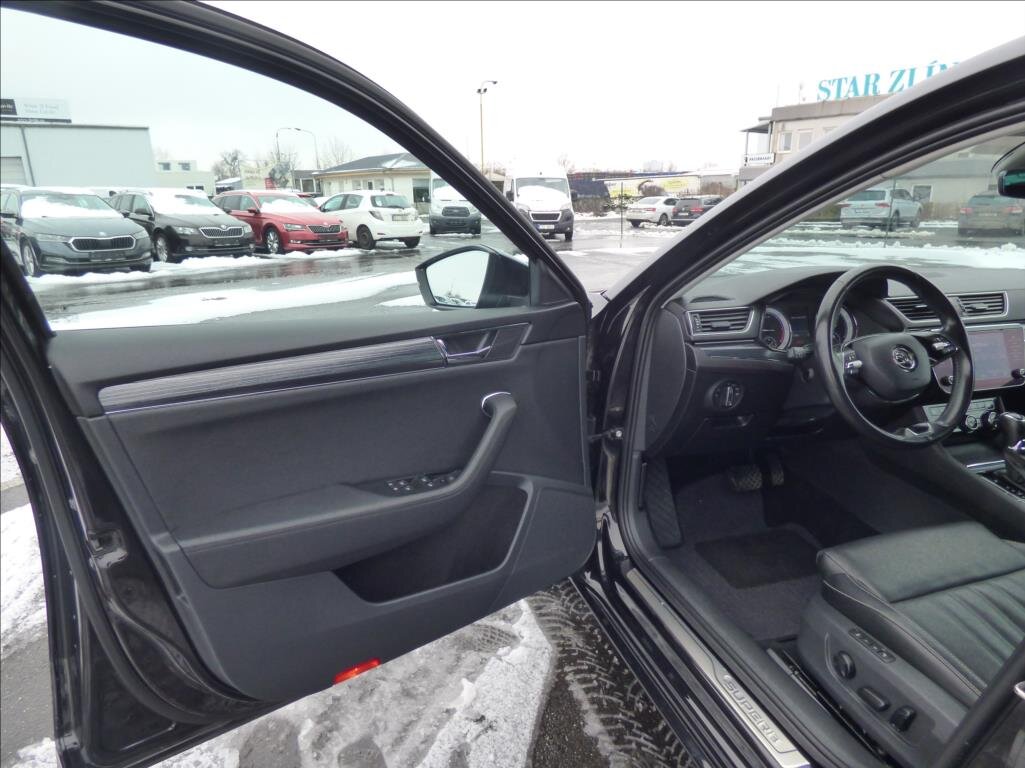 Škoda Superb Kombi 2,0 l 110 kw