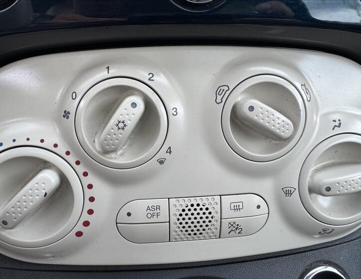 Fiat 500 Hatchback 1,2 l 51 kw