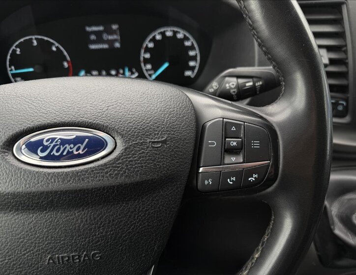 Ford Transit Custom Skříň 2,0 l 77 kw