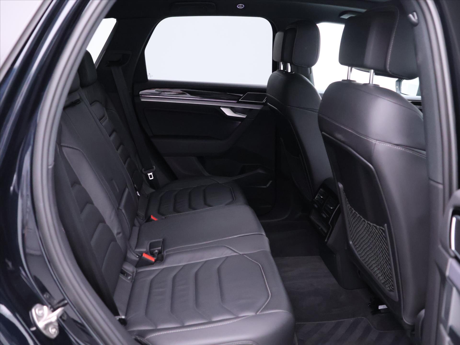 Volkswagen Touareg SUV / Terénní 3,0 l 210 kw