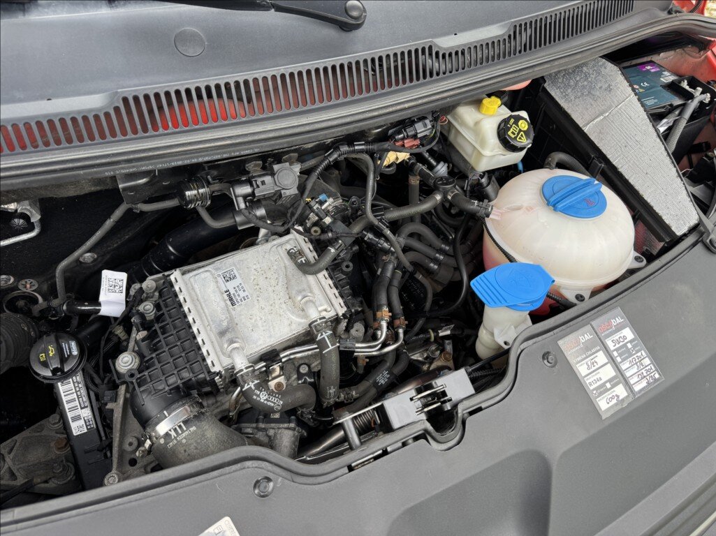 Volkswagen Transporter Skříň 2,0 l 110 kw