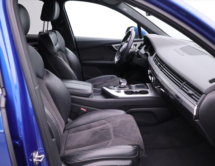 Audi Q7 SUV / Terénní 3,0 l 200 kw