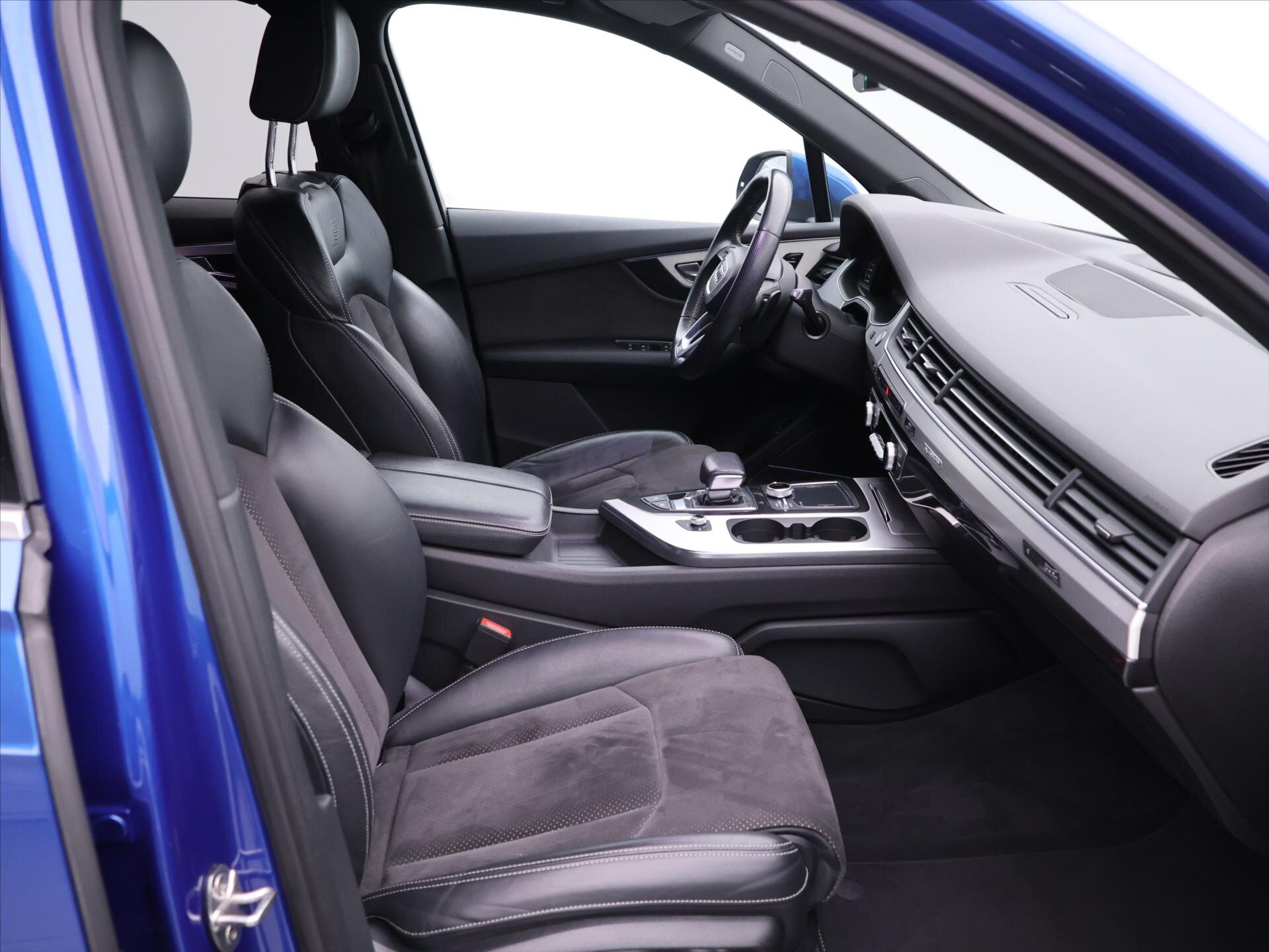 Audi Q7 SUV / Terénní 3,0 l 200 kw