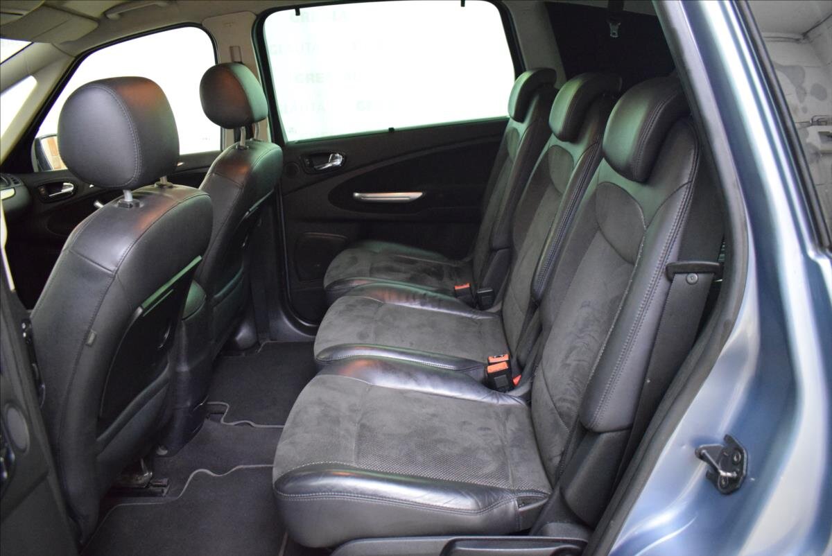 Ford S-MAX MPV 2,5 l 162 kw