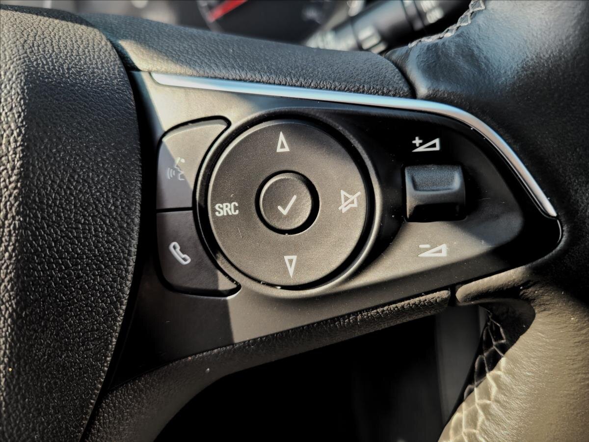 Opel Grandland X SUV / Terénní 1,5 l 96 kw