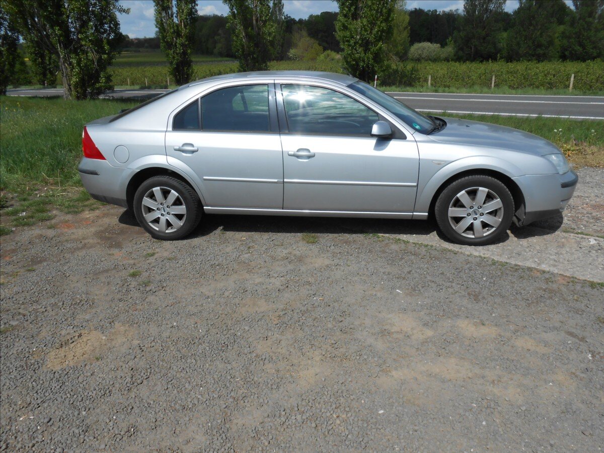 Ford Mondeo Liftback 1,8 l 92 kw