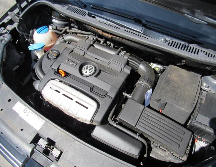 Volkswagen Touran Kombi 1,4 l 103 kw