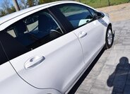 Toyota Yaris Hatchback 998,0 51 kw