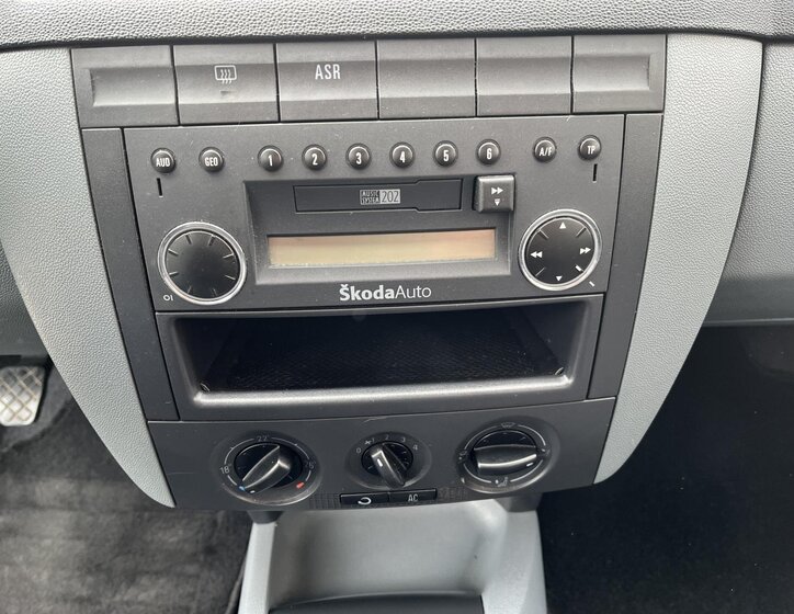 Škoda Fabia Sedan / Limuzína 1,4 l 55 kw