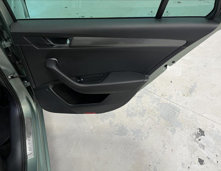 Škoda Superb Kombi 2,0 l 110 kw