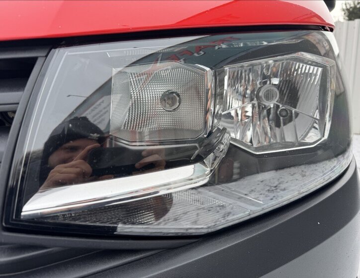 Volkswagen Transporter Skříň 2,0 l 110 kw