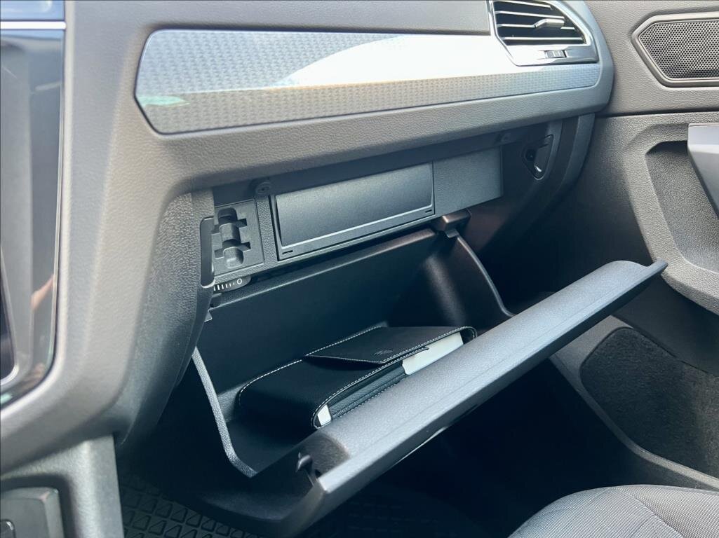 Volkswagen Tiguan SUV 1,5 l 110 kw