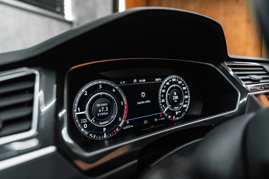 Volkswagen Tiguan SUV / Terénní 2,0 l 110 kw