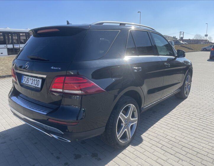 Mercedes-Benz GLE SUV / Terénní 3,0 l 190 kw