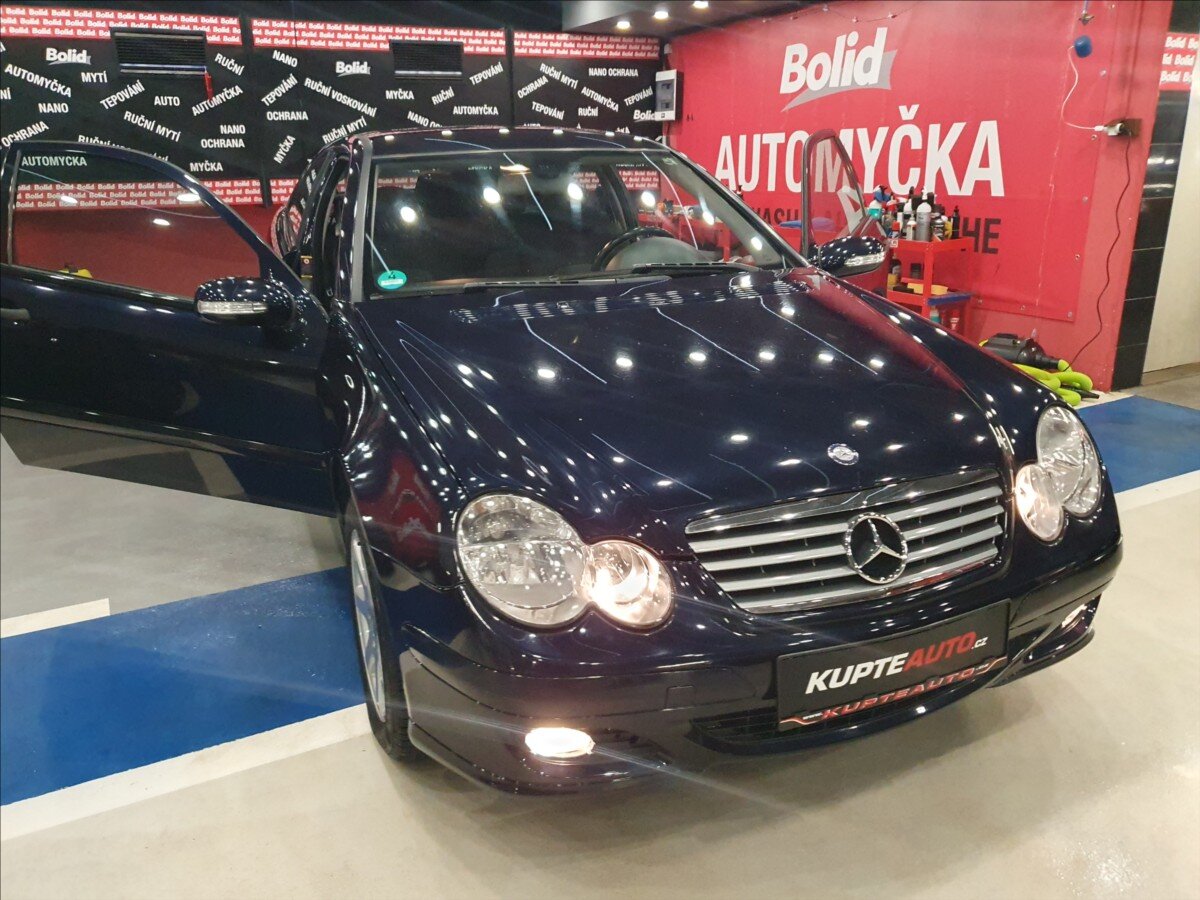 Mercedes-Benz Třídy C Hatchback 1,8 l 105 kw