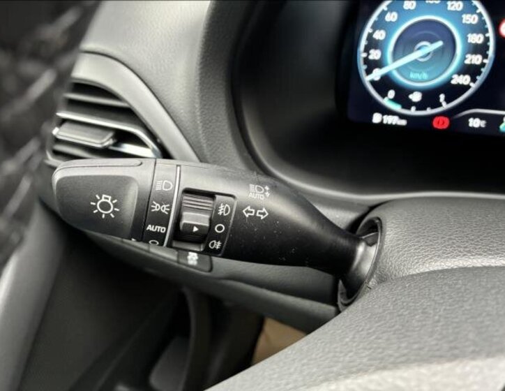 Hyundai i30 Liftback 1,5 l 103 kw