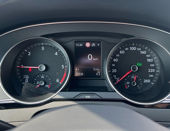 Volkswagen Passat Kombi 2,0 l 147 kw