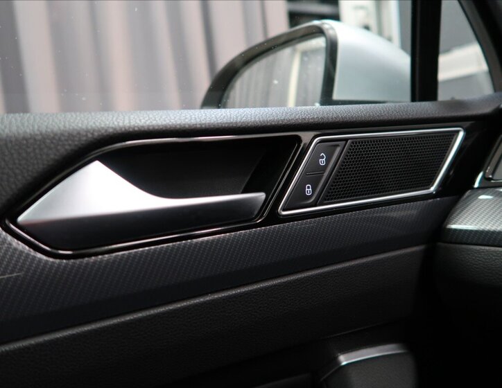 Volkswagen Passat Kombi 2,0 l 147 kw