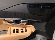 Volvo XC90 14