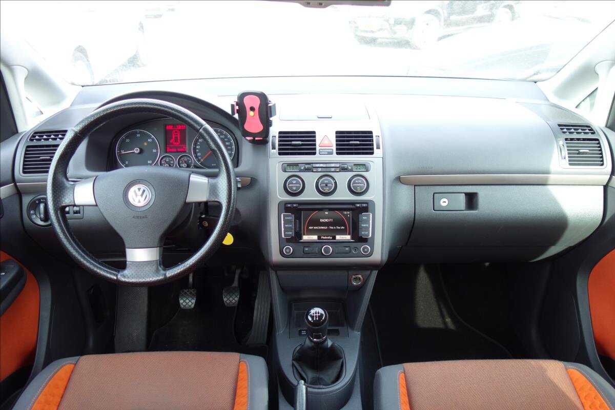 Volkswagen Touran MPV 2,0 l 103 kw