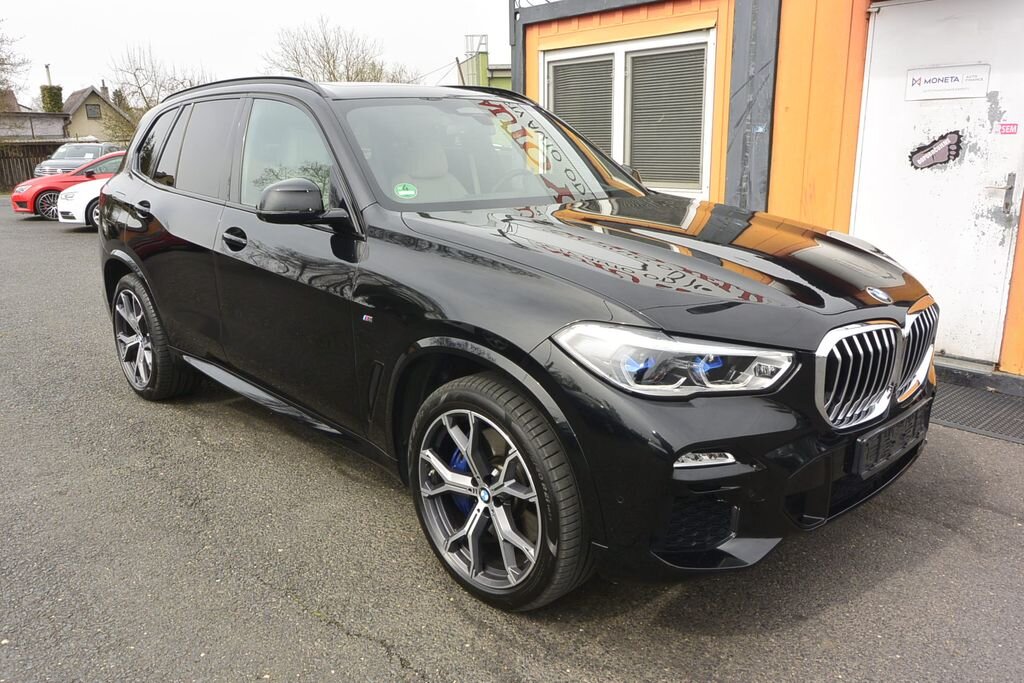 BMW X5 SUV / Terénní 3,0 l 250 kw