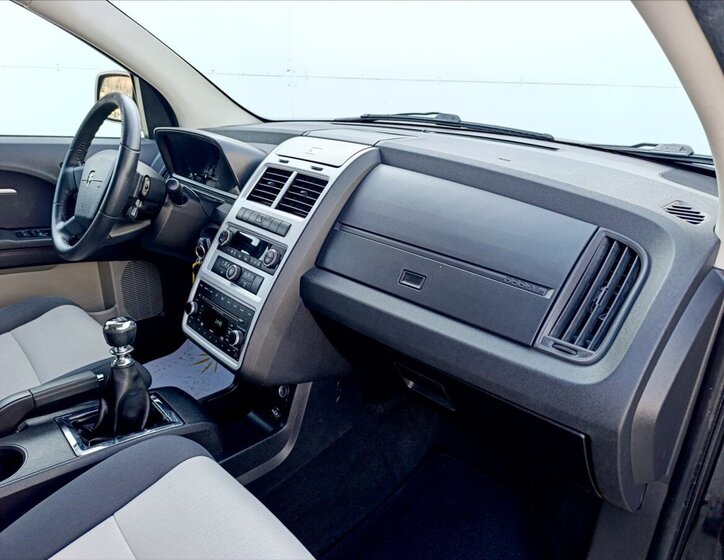 Dodge Journey SUV 2,0 l 103 kw