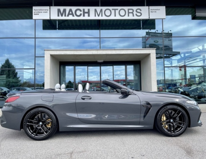 BMW M8 7