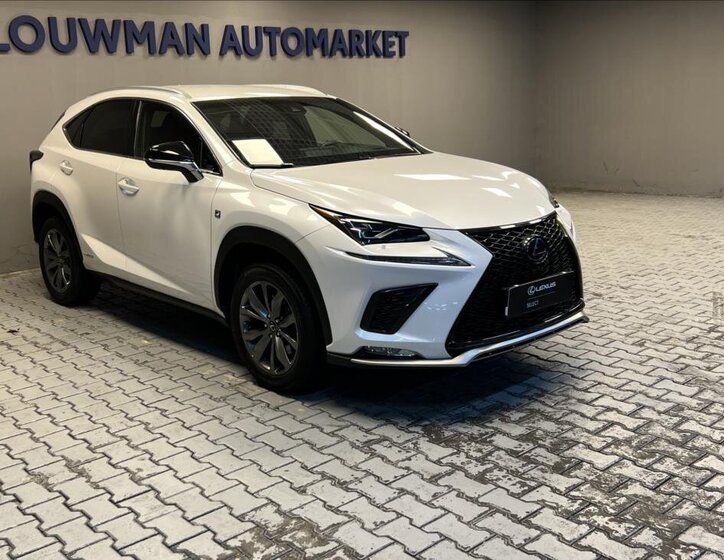 Lexus NX 300h SUV 2,5 l 145 kw