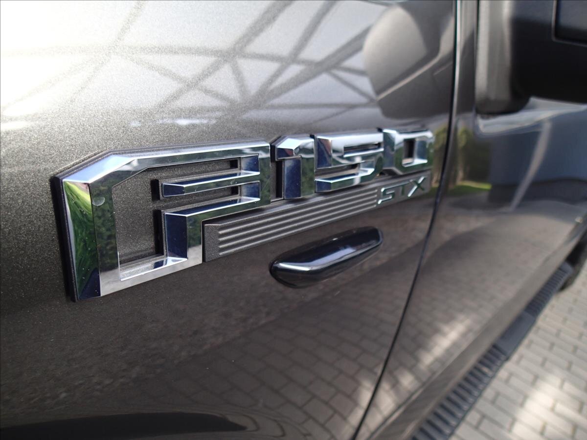 Ford F-150 Pick-up 5,0 l 287 kw