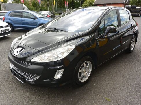 Peugeot 308 Hatchback 1,6 l 110 kw