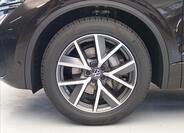 Volkswagen Touareg 9