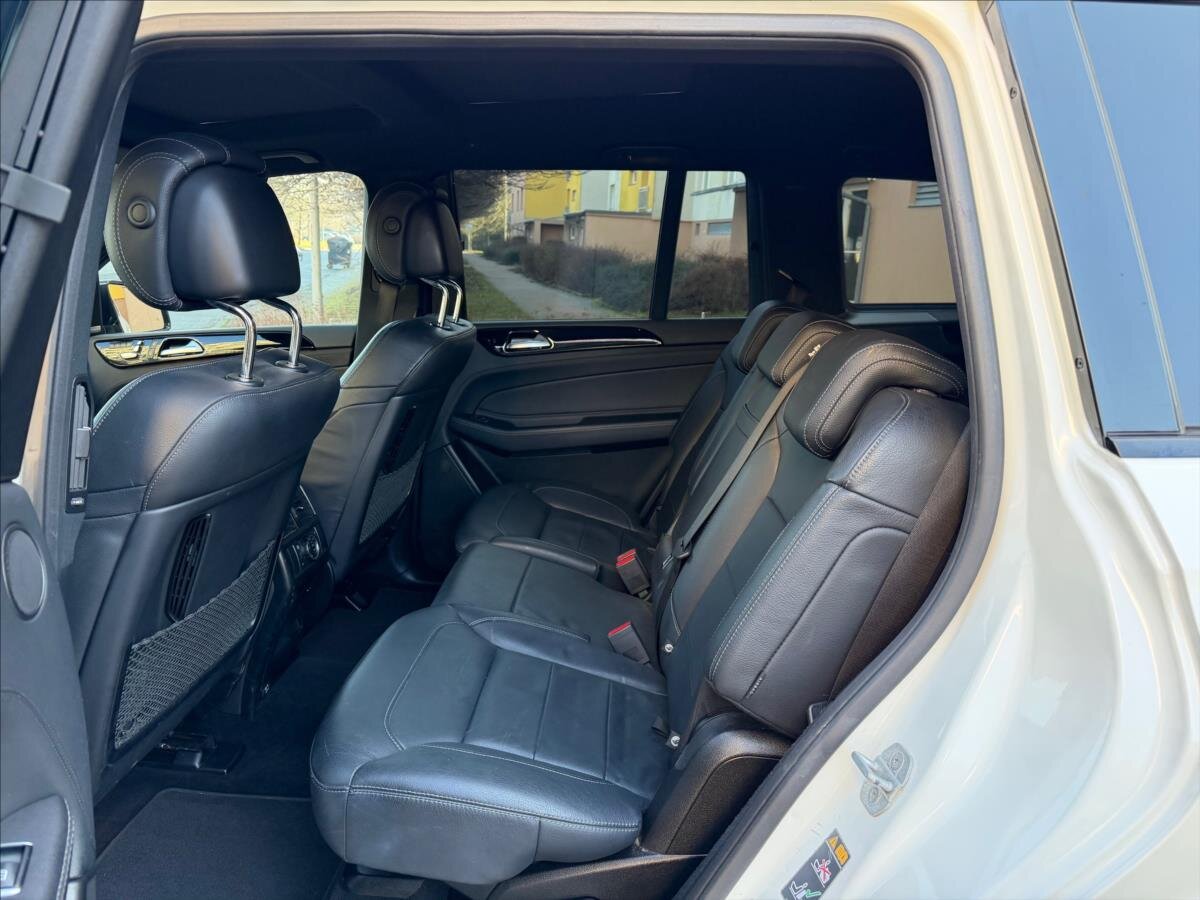 Mercedes-Benz GLS SUV / Terénní 3,0 l 190 kw
