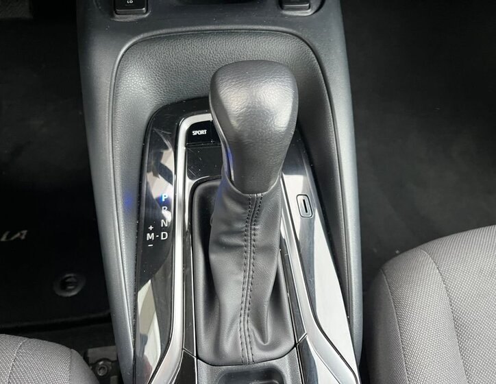 Toyota Corolla Sedan 1,5 l 92 kw