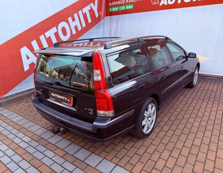 Volvo V70 Kombi 2,4 l 120 kw