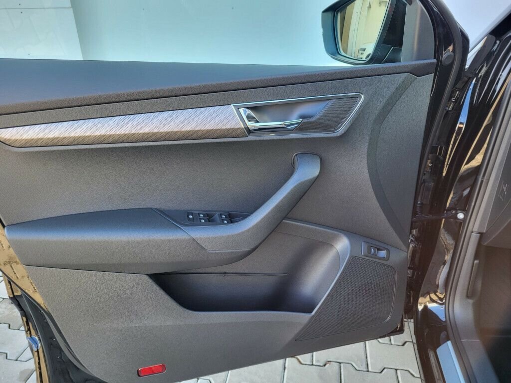 Škoda Karoq SUV / Terénní 1,5 l 110 kw