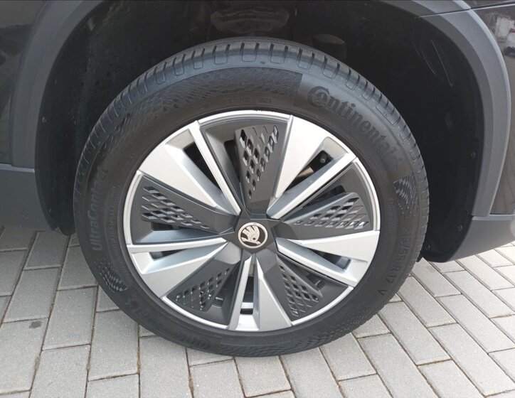 Škoda Karoq SUV / Terénní 1,5 l 110 kw