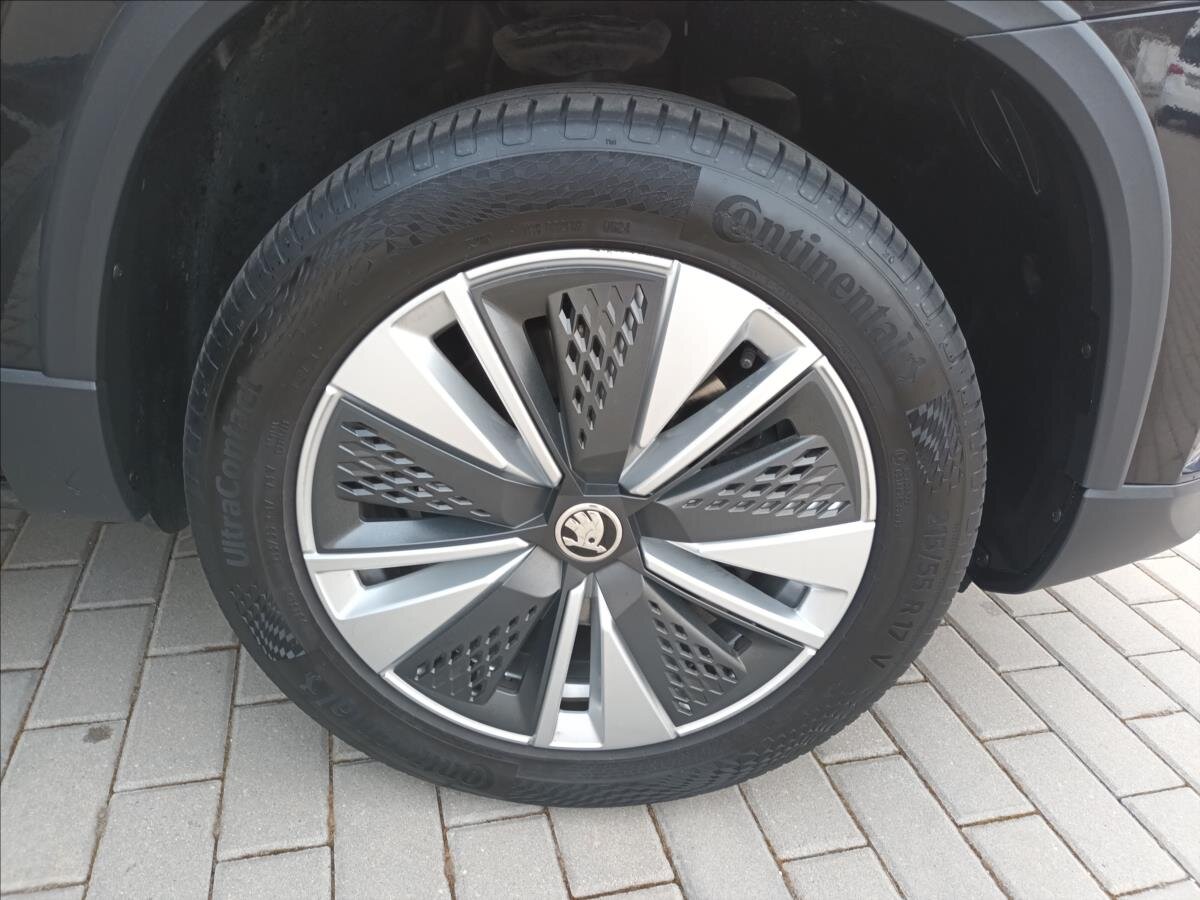 Škoda Karoq SUV / Terénní 1,5 l 110 kw
