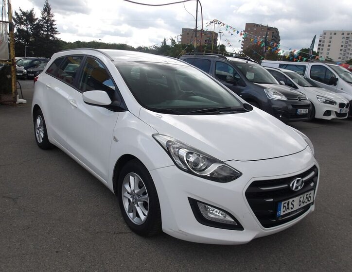 Hyundai i30 Kombi 1,6 l 88 kw