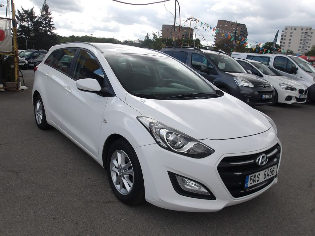 Hyundai i30 Kombi 1,6 l 88 kw