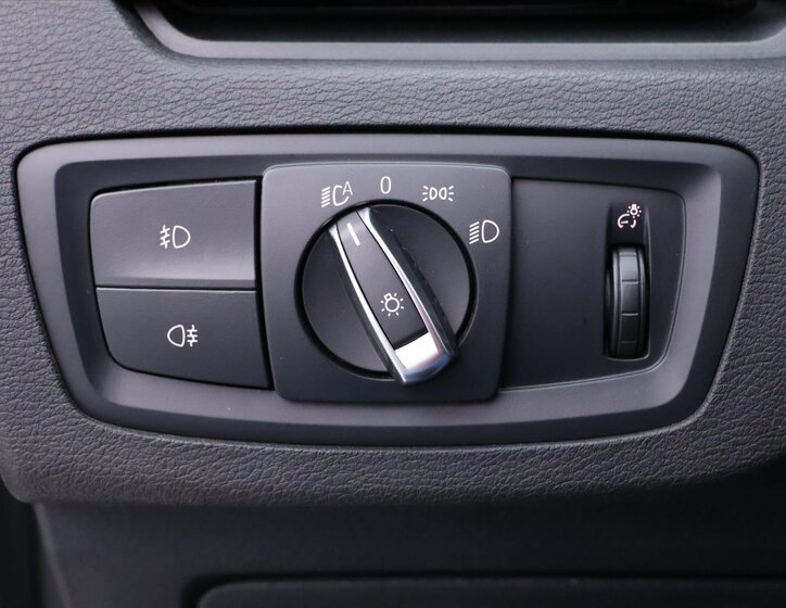 BMW X1 SUV 2,0 l 140 kw