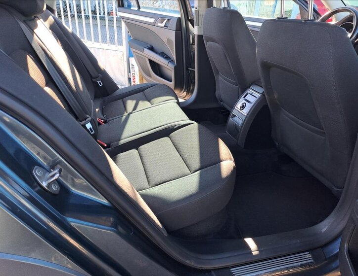 Škoda Superb Kombi 2,0 l 103 kw