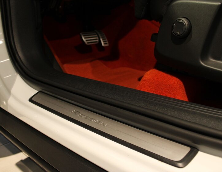 Volvo XC40 SUV / Terénní 2,0 l 140 kw