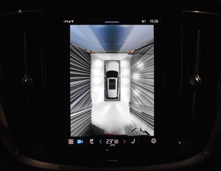 Volvo V60 Kombi 2,0 l 257 kw